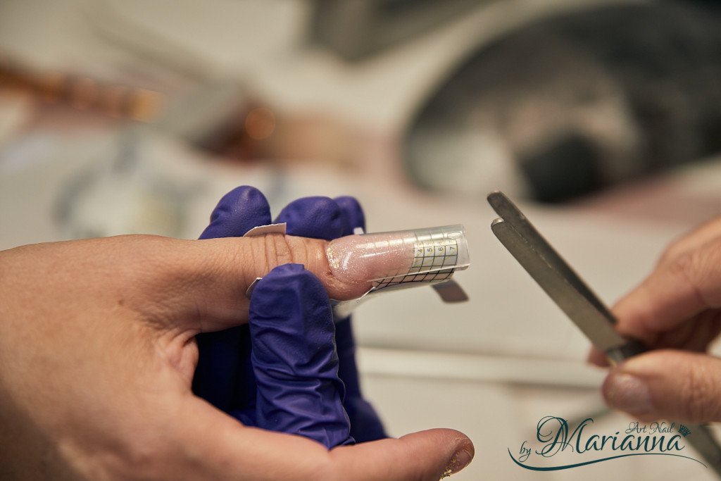 Relleno de uñas en Estepona . Nail infill in Estepona